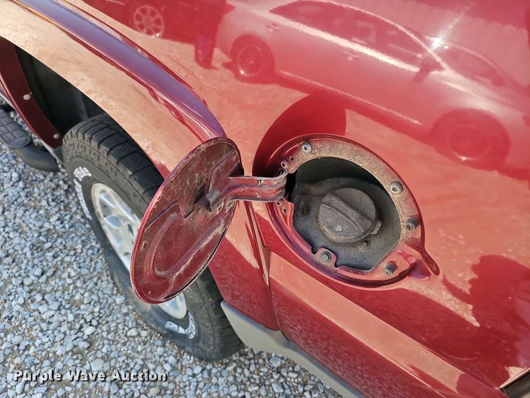 image for item EH8882 2005 Chevrolet Tahoe Z71 SUV