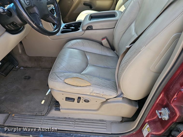 image for item EH8882 2005 Chevrolet Tahoe Z71 SUV