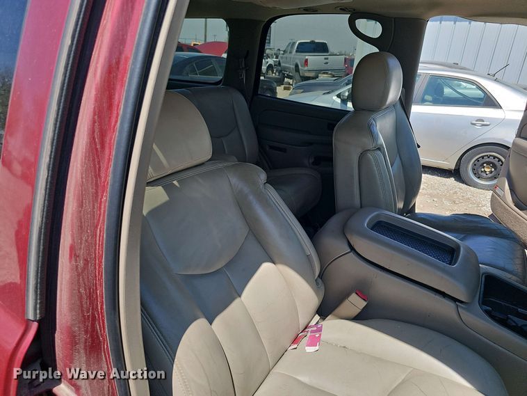 image for item EH8882 2005 Chevrolet Tahoe Z71 SUV