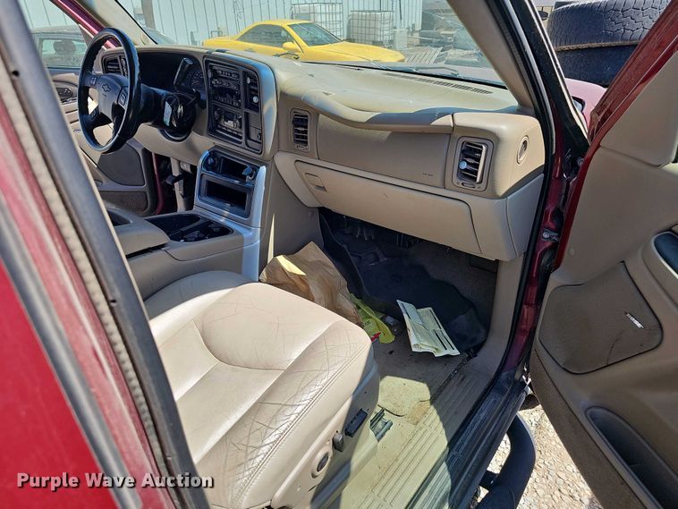 image for item EH8882 2005 Chevrolet Tahoe Z71 SUV