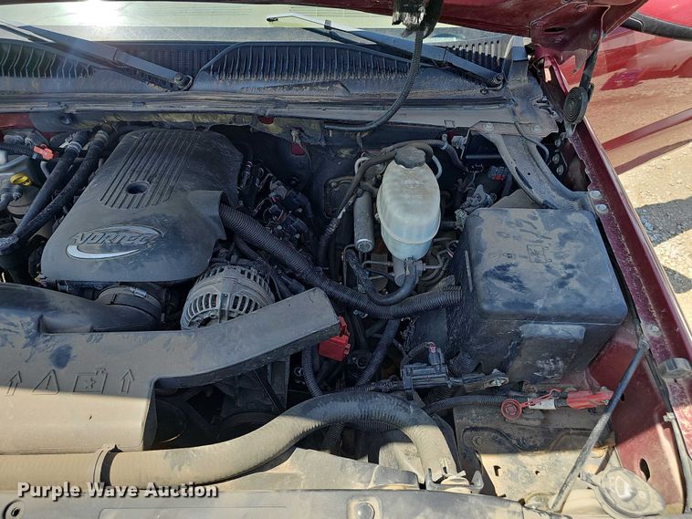 image for item EH8882 2005 Chevrolet Tahoe Z71 SUV