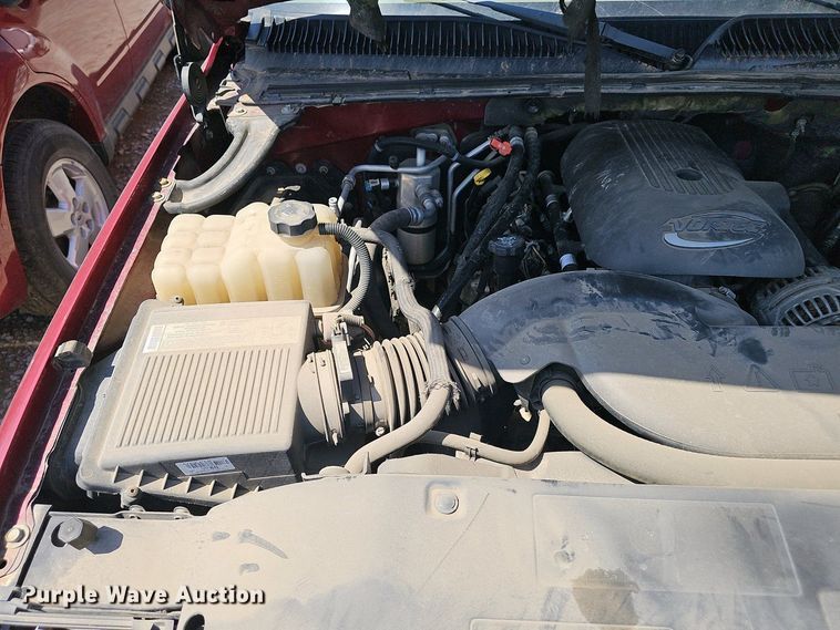 image for item EH8882 2005 Chevrolet Tahoe Z71 SUV