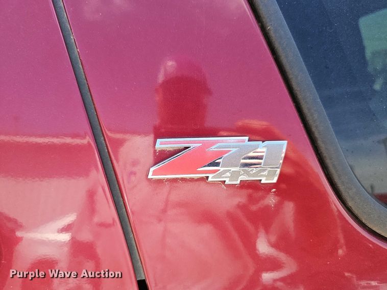 image for item EH8882 2005 Chevrolet Tahoe Z71 SUV