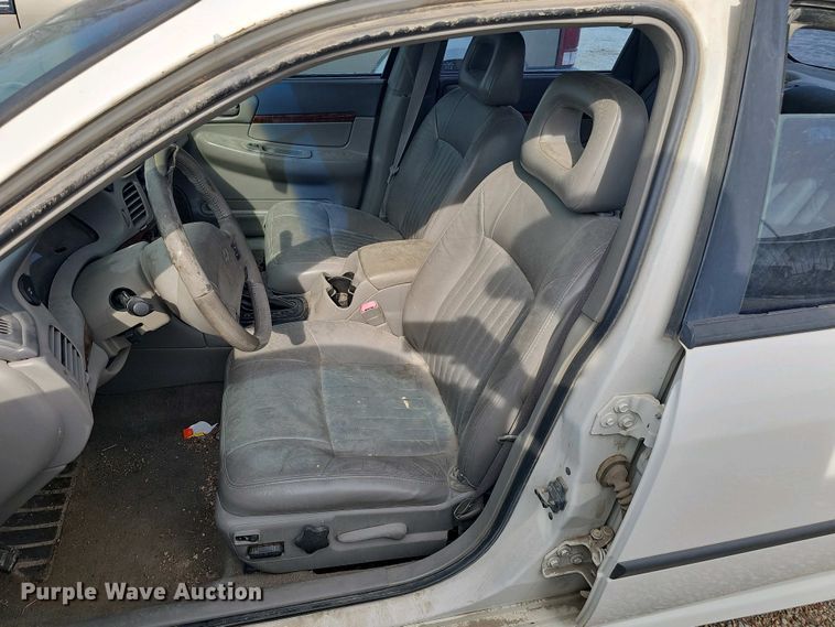 image for item EH8883 2001 Chevrolet Impala LS 