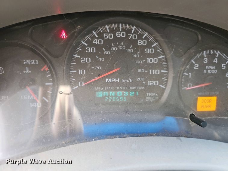 image for item EH8883 2001 Chevrolet Impala LS 