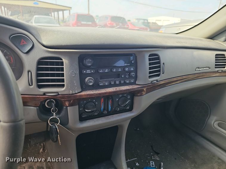 image for item EH8883 2001 Chevrolet Impala LS 