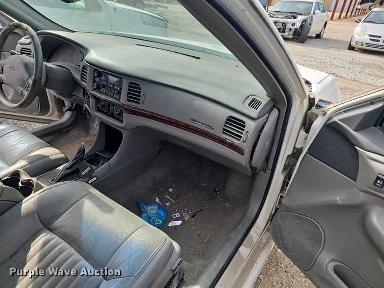 image for item EH8883 2001 Chevrolet Impala LS 