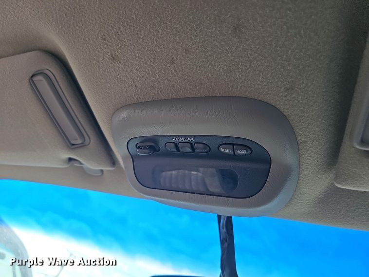 image for item EH8883 2001 Chevrolet Impala LS 