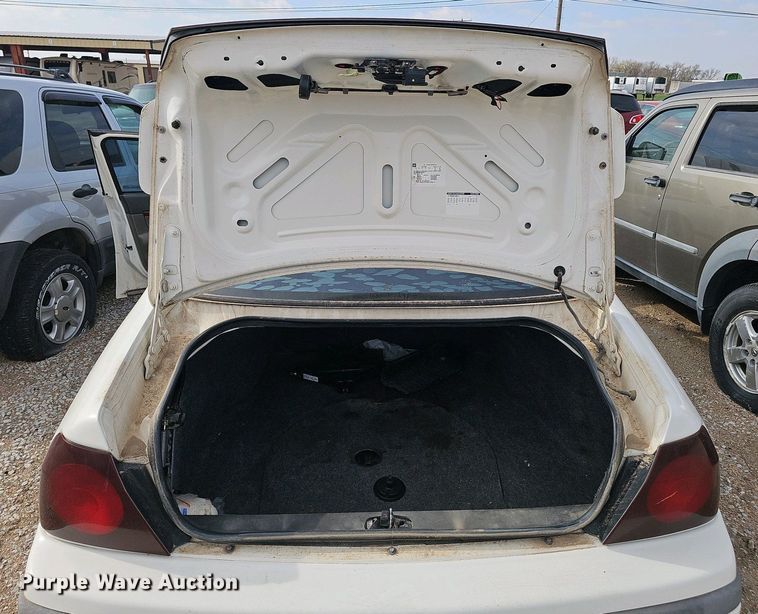 image for item EH8883 2001 Chevrolet Impala LS 