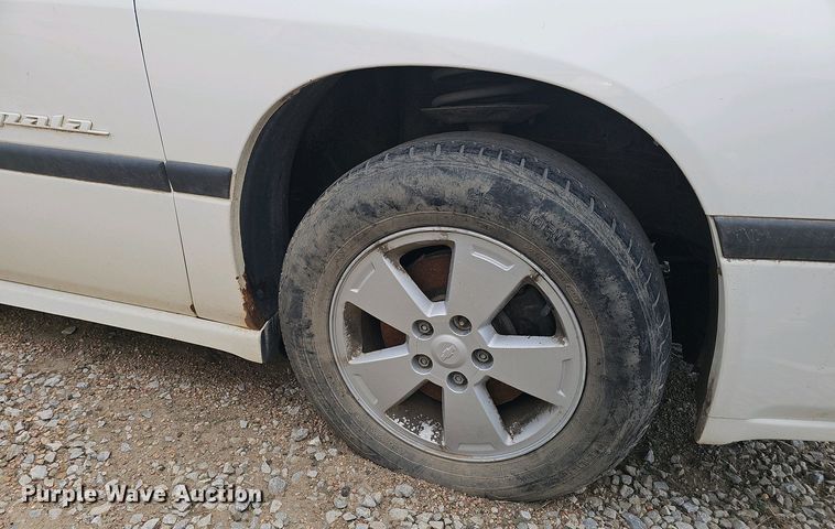 image for item EH8883 2001 Chevrolet Impala LS 