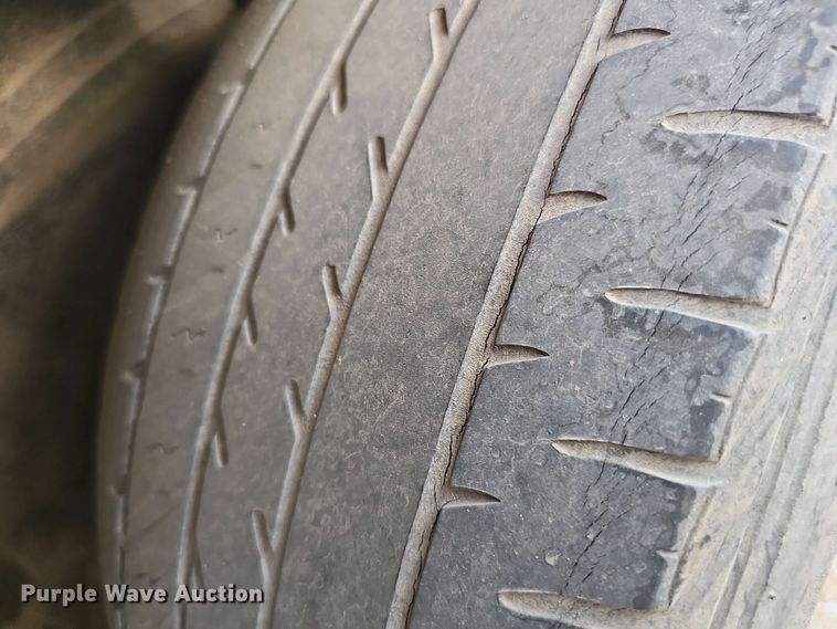 image for item EH8883 2001 Chevrolet Impala LS 