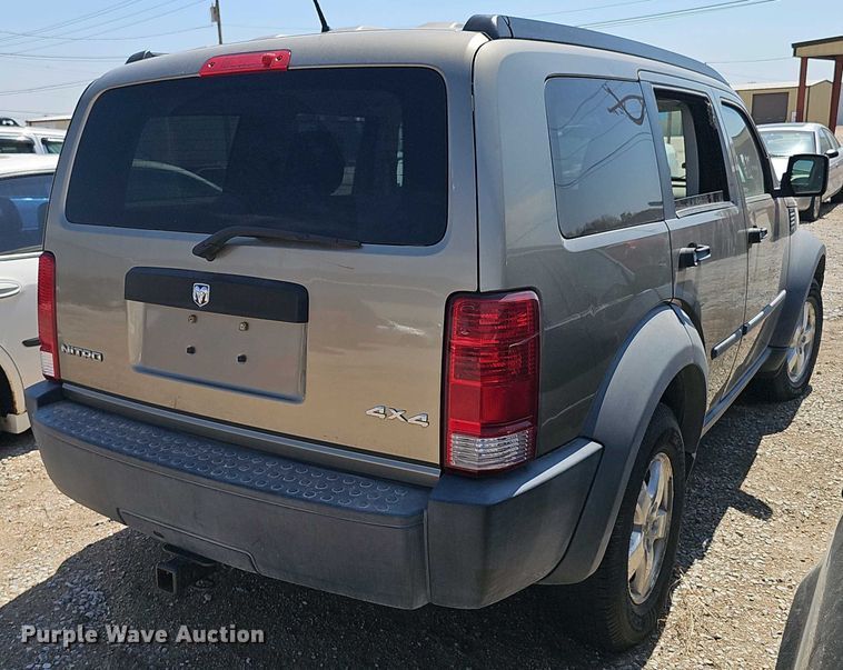 image for item EH8885 2007 Dodge Nitro SUV
