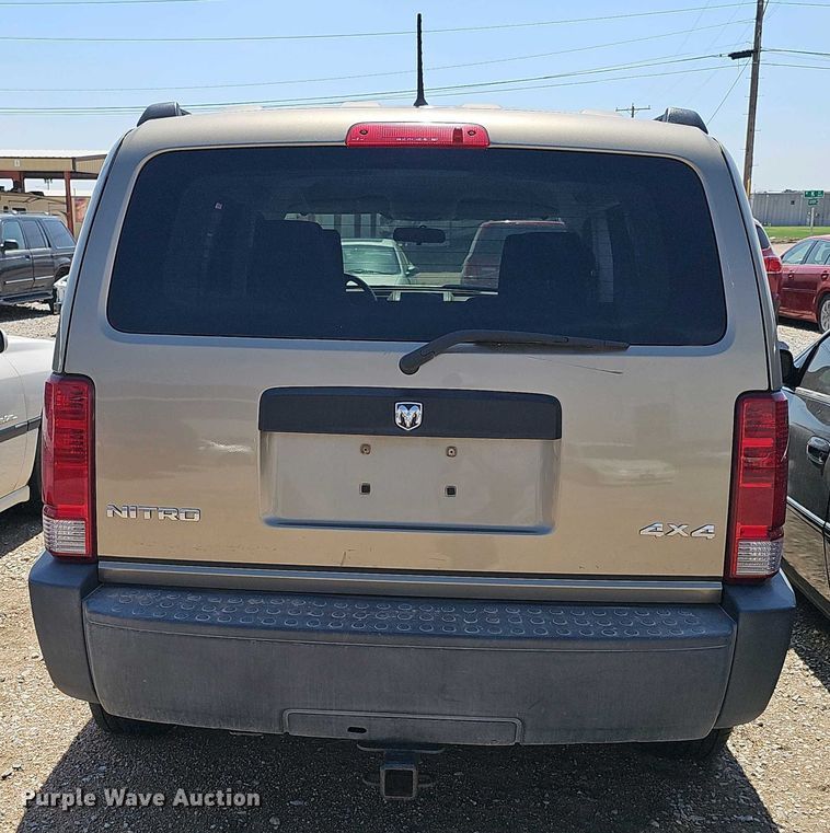 image for item EH8885 2007 Dodge Nitro SUV
