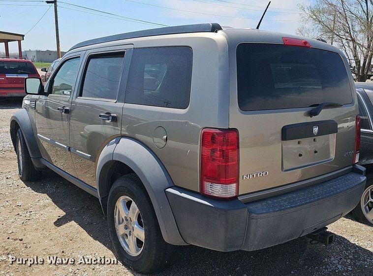 image for item EH8885 2007 Dodge Nitro SUV