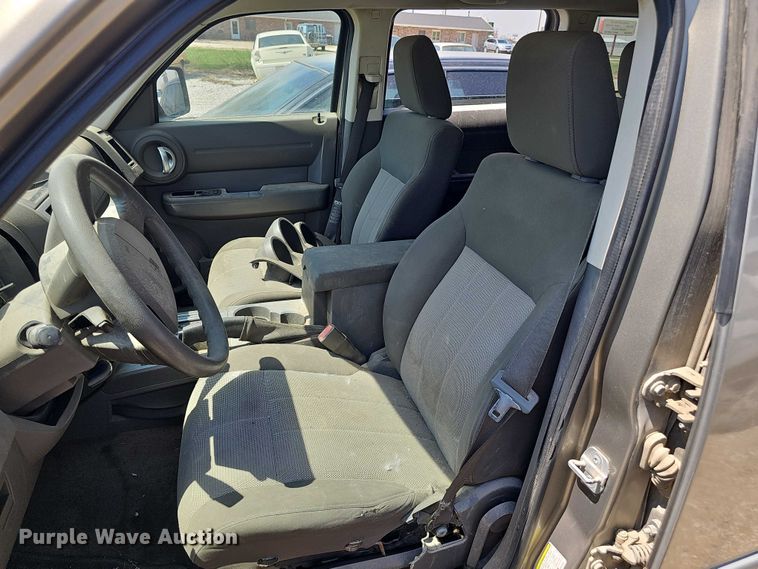 image for item EH8885 2007 Dodge Nitro SUV