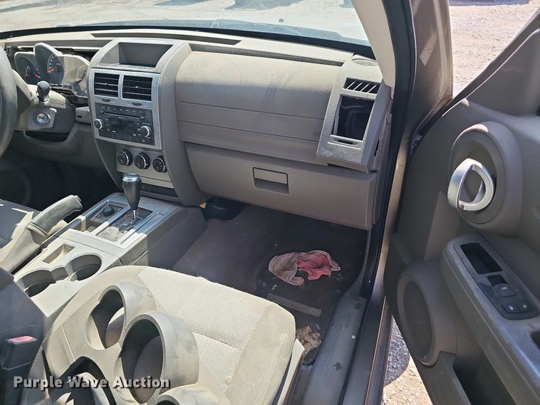 image for item EH8885 2007 Dodge Nitro SUV