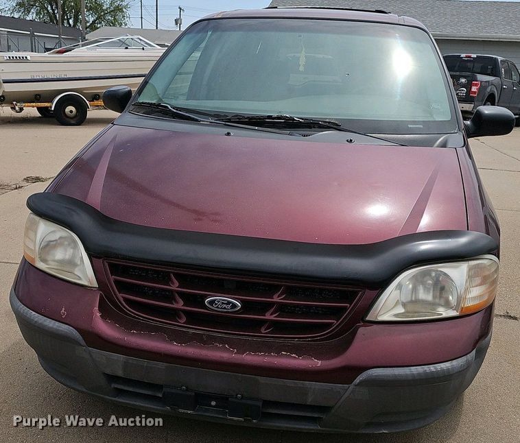 image for item EH8888 1999 Ford Windstar LX van