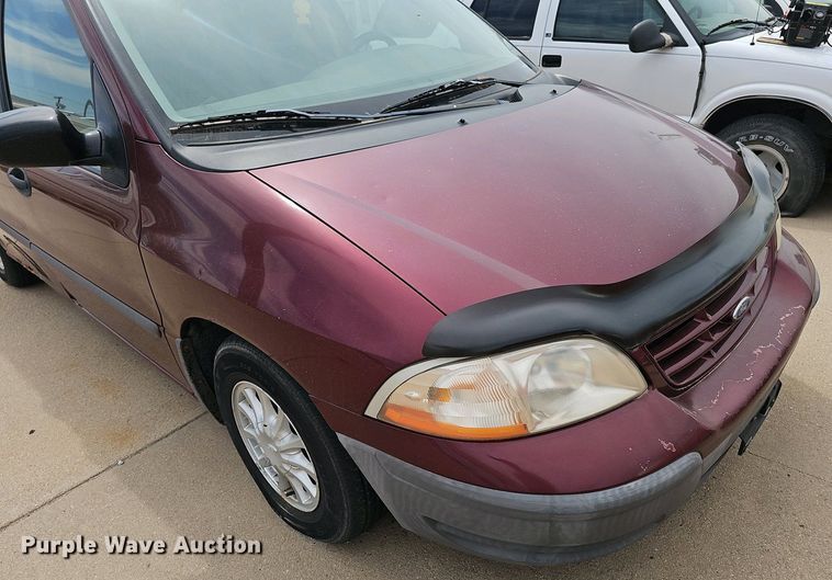 image for item EH8888 1999 Ford Windstar LX van