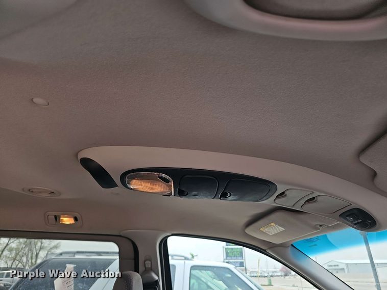 image for item EH8888 1999 Ford Windstar LX van