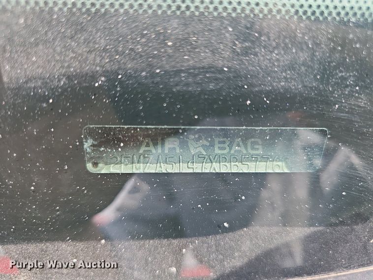 image for item EH8888 1999 Ford Windstar LX van