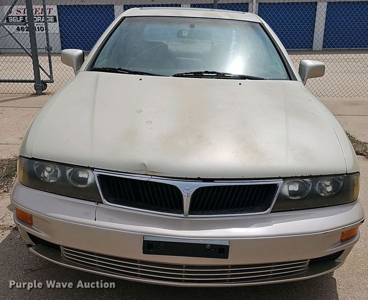 image for item EH8889 2000 Mitsubishi Diamante LS 