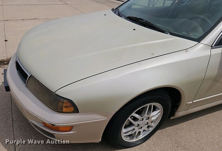 image for item EH8889 2000 Mitsubishi Diamante LS 