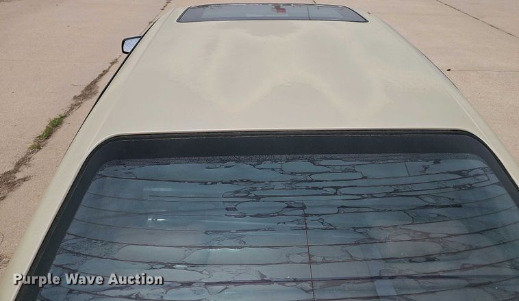 image for item EH8889 2000 Mitsubishi Diamante LS 