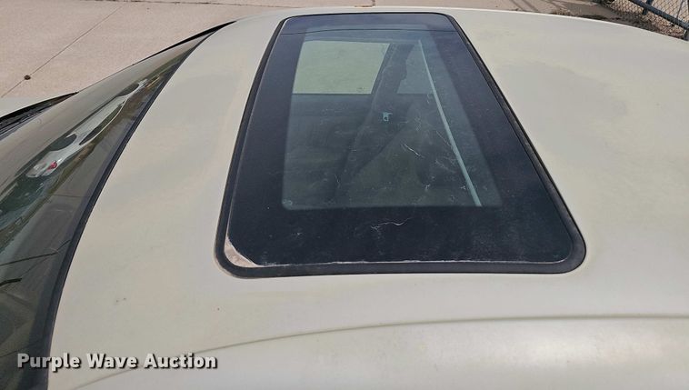 image for item EH8889 2000 Mitsubishi Diamante LS 