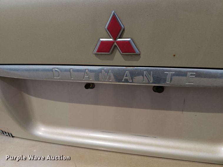 image for item EH8889 2000 Mitsubishi Diamante LS 