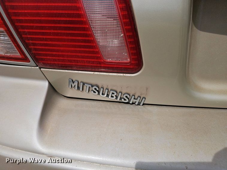 image for item EH8889 2000 Mitsubishi Diamante LS 