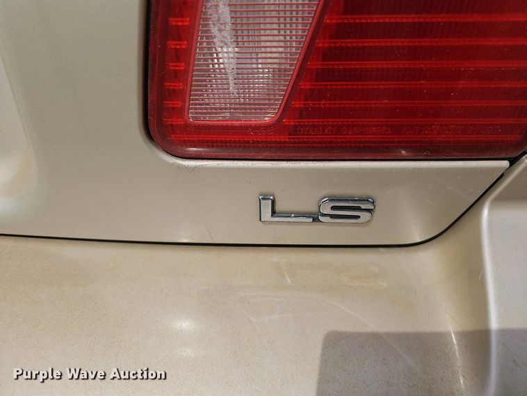 image for item EH8889 2000 Mitsubishi Diamante LS 