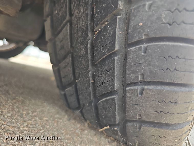 image for item EH8889 2000 Mitsubishi Diamante LS 