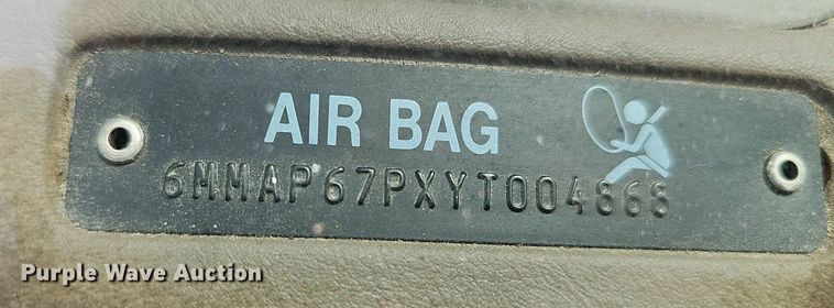 image for item EH8889 2000 Mitsubishi Diamante LS 