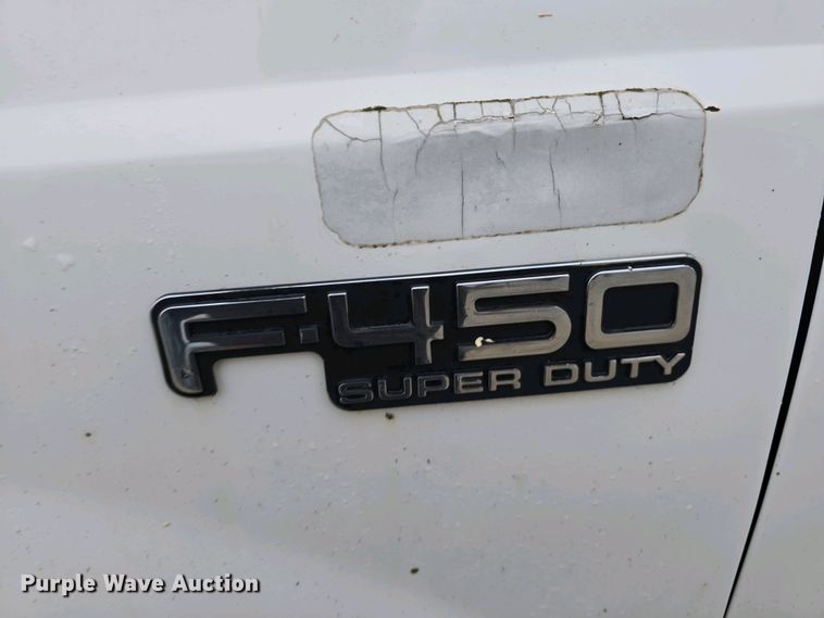 image for item EH8890 1999 Ford F450 Super Duty  flatbed truck