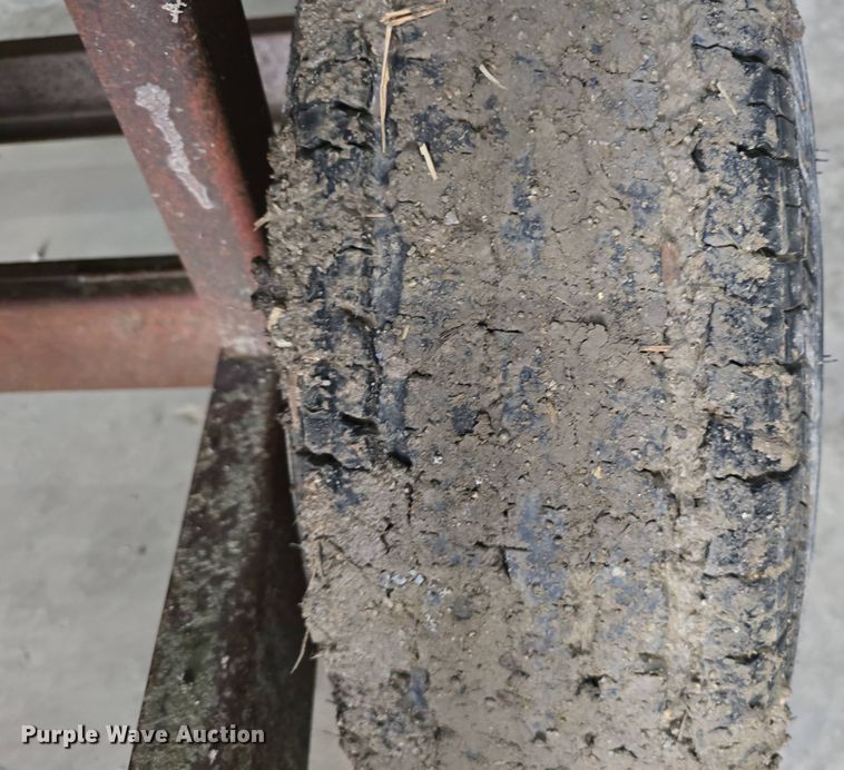 image for item EH8894 Silt sock builder