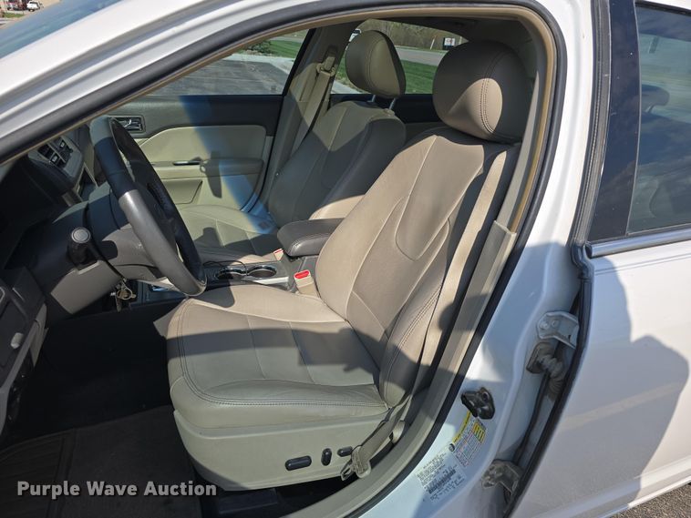 image for item EH8895 2012 Ford Fusion SEL 
