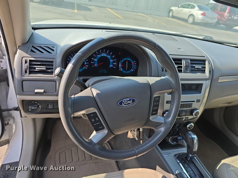 image for item EH8895 2012 Ford Fusion SEL 