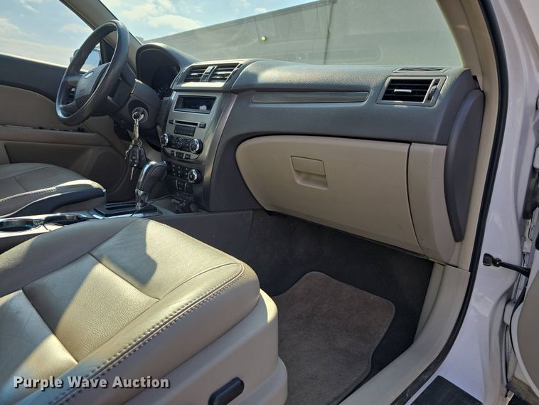 image for item EH8895 2012 Ford Fusion SEL 