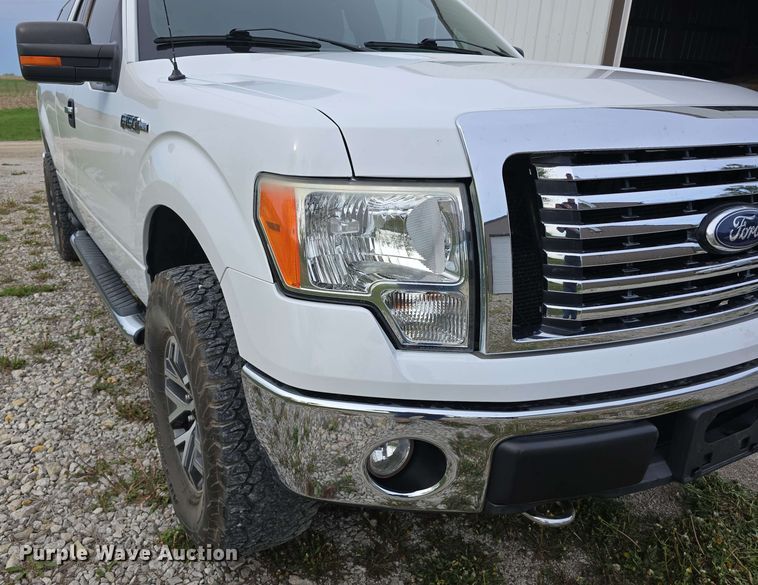 image for item EH8898 2010 Ford F150 SuperCab pickup truck