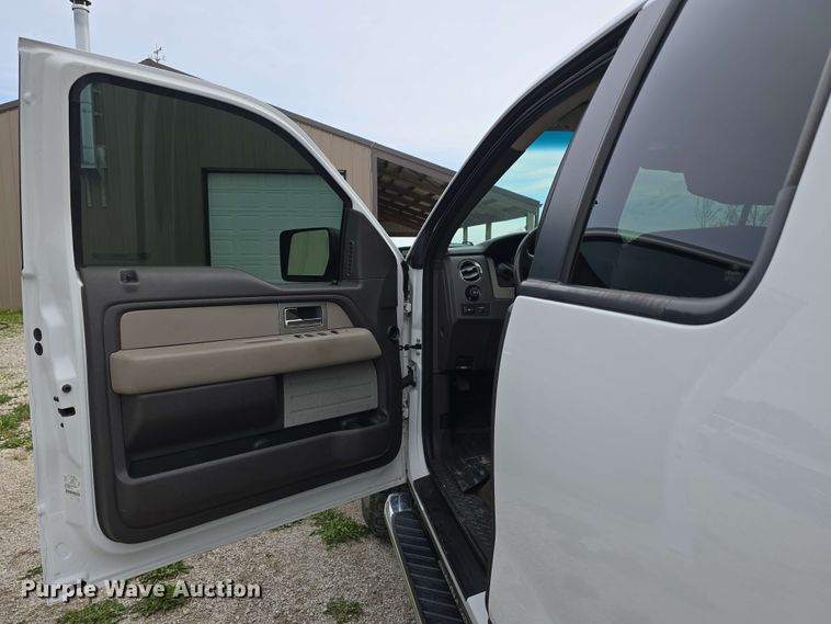 image for item EH8898 2010 Ford F150 SuperCab pickup truck