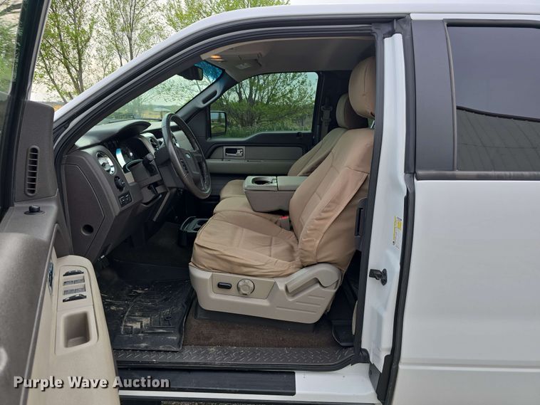 image for item EH8898 2010 Ford F150 SuperCab pickup truck