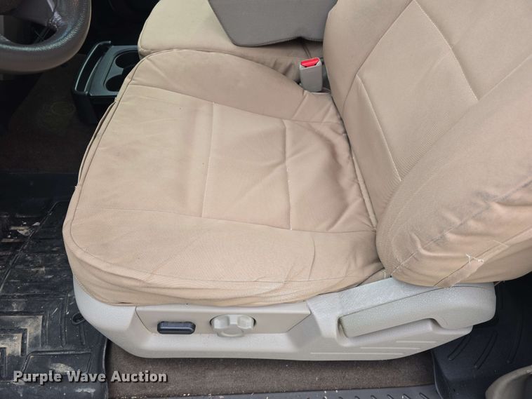 image for item EH8898 2010 Ford F150 SuperCab pickup truck