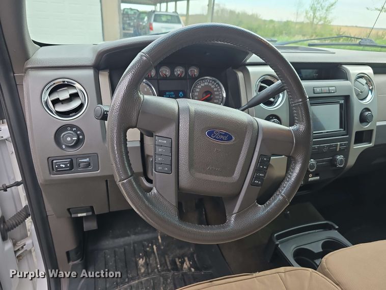 image for item EH8898 2010 Ford F150 SuperCab pickup truck