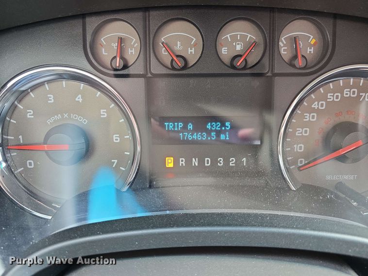 image for item EH8898 2010 Ford F150 SuperCab pickup truck