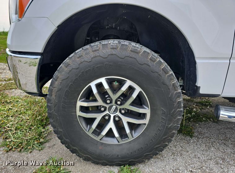 image for item EH8898 2010 Ford F150 SuperCab pickup truck