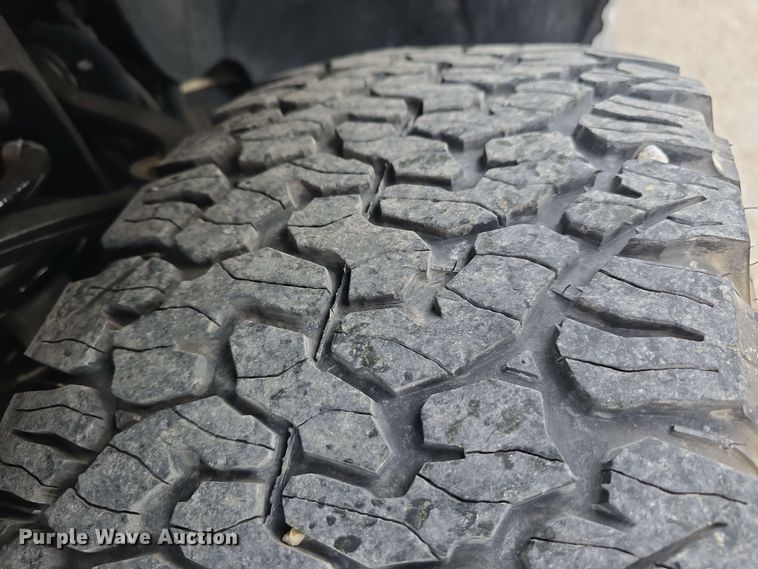 image for item EH8898 2010 Ford F150 SuperCab pickup truck