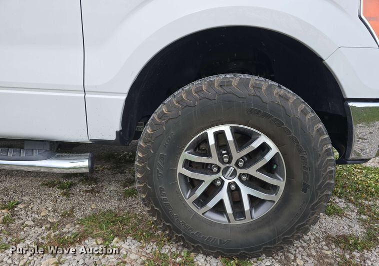 image for item EH8898 2010 Ford F150 SuperCab pickup truck