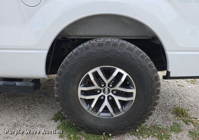 image for item EH8898 2010 Ford F150 SuperCab pickup truck