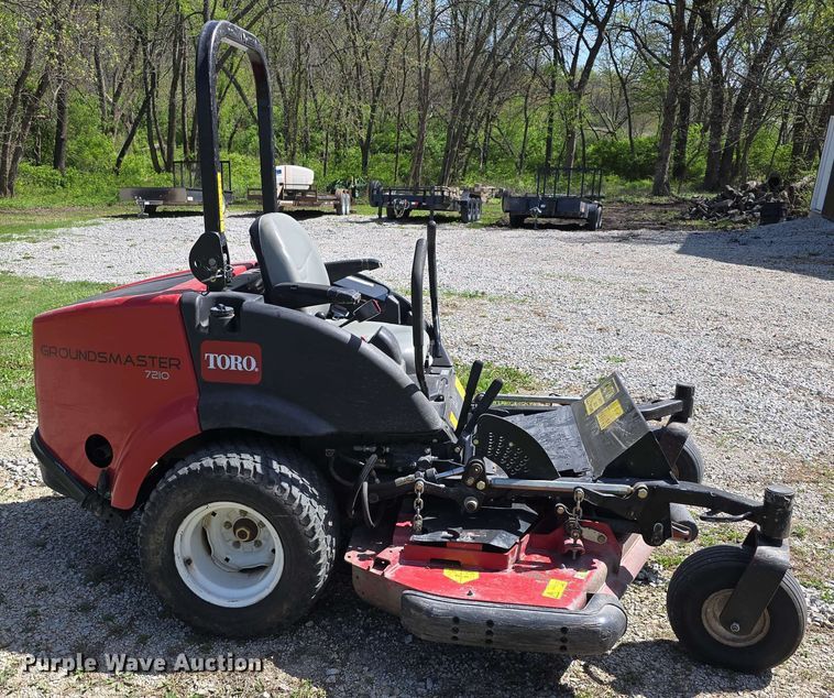 image for item EH8916 Toro Groundsmaster 7210 ZTR lawn mower