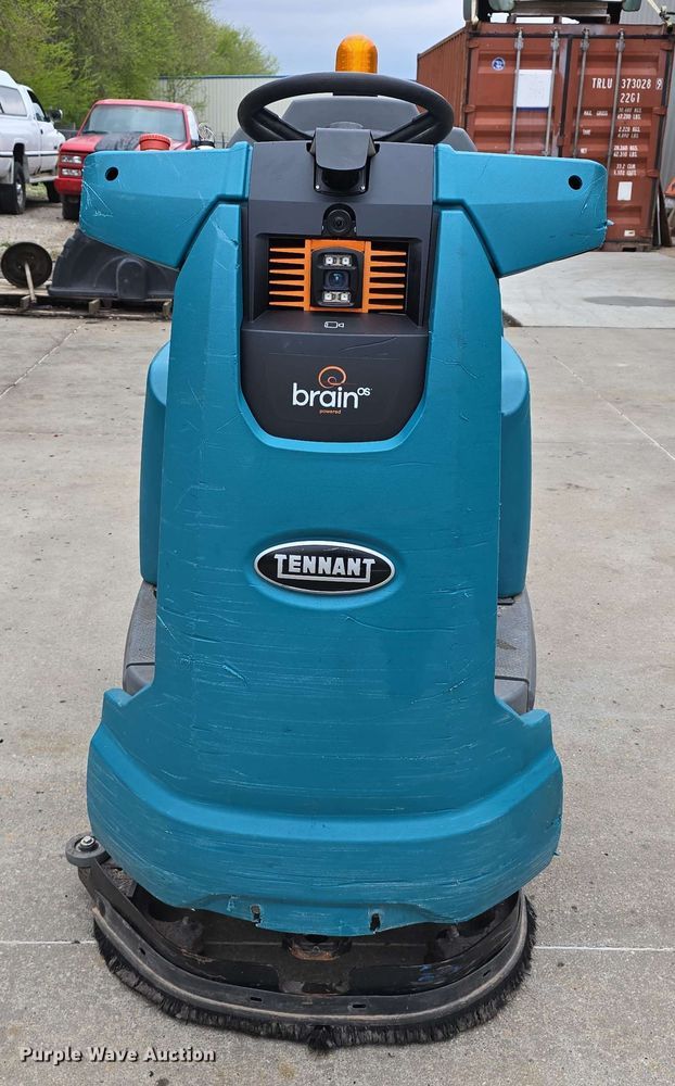 image for item EH8931 2020 Tennant T7AMR floor scrubber